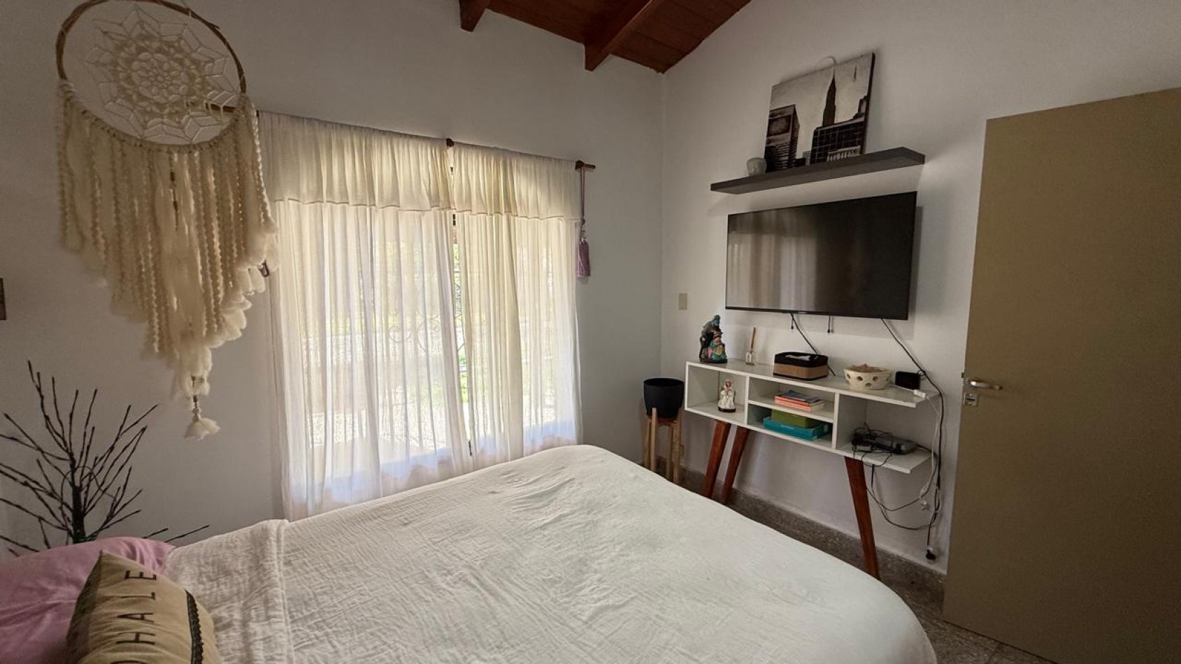 Casa con 2 Dorm. en Terreno de 450 m² en Venta en Villa Amelia