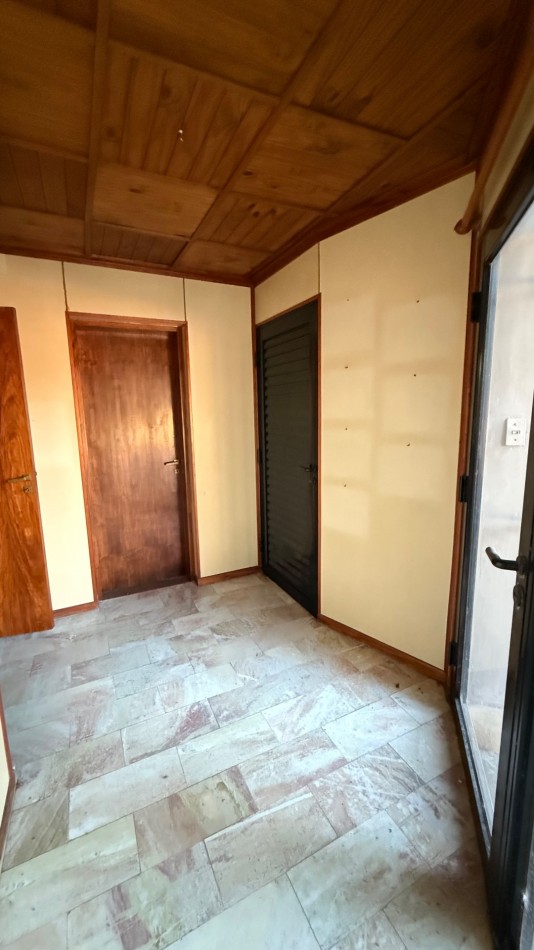 Casa 2 dormitorio excelente ubicacion 