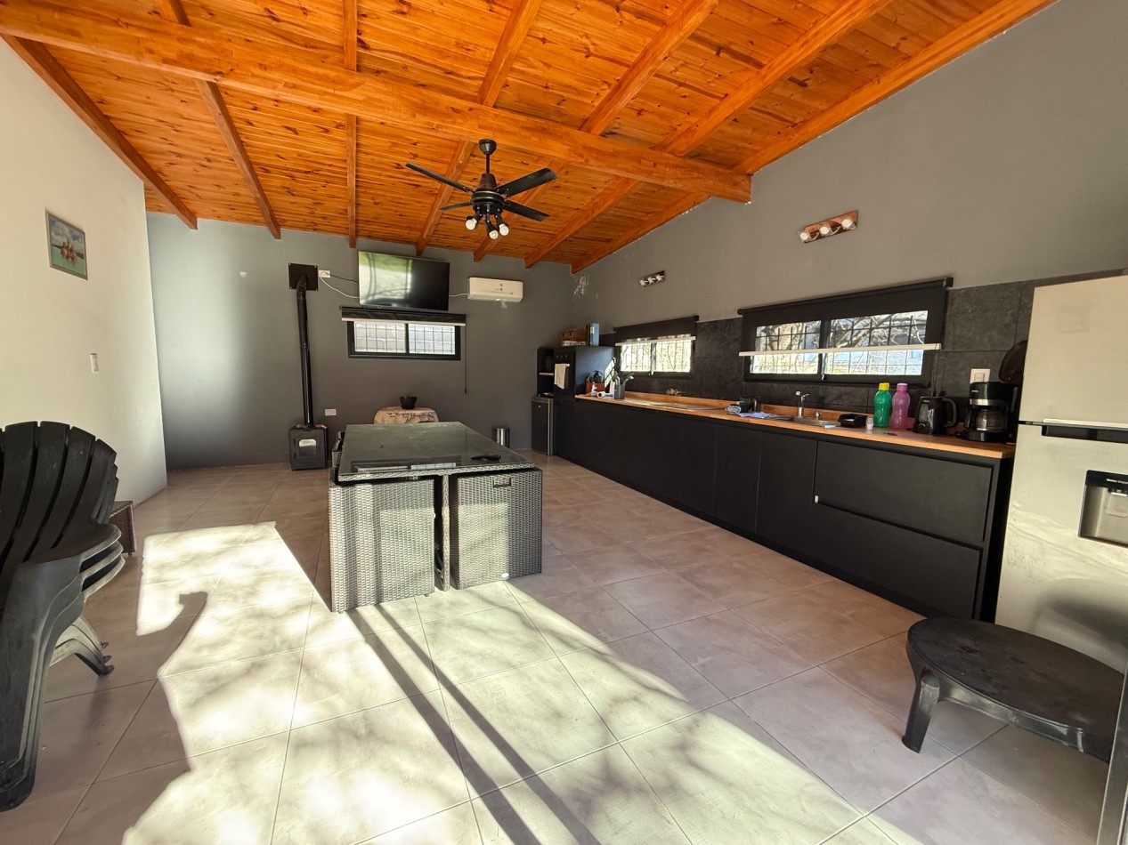 Casa moderna 3 dormitorios con pileta 
