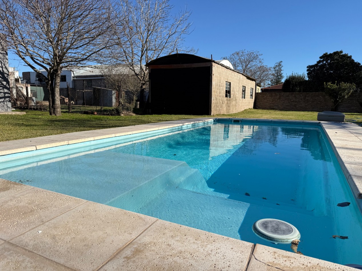 Casa moderna 3 dormitorios con pileta 