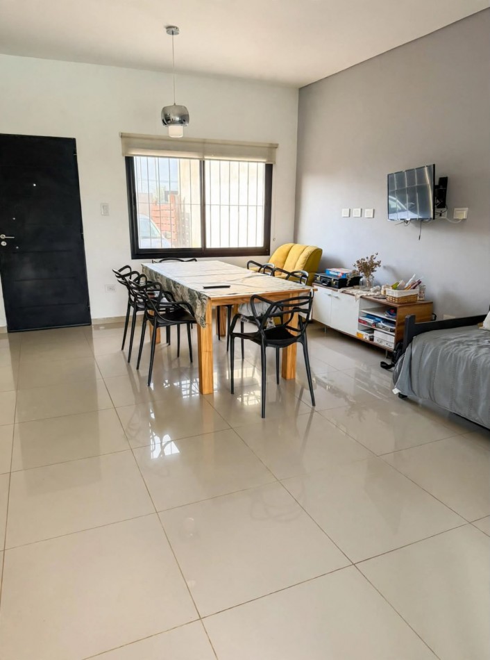  VENTA - CASA EN ALVAREZ