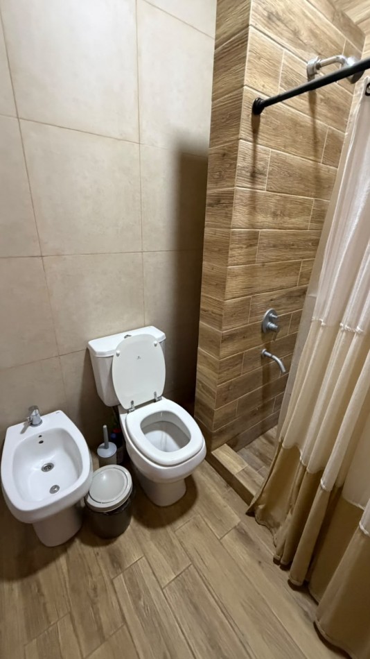  VENTA - CASA EN ALVAREZ