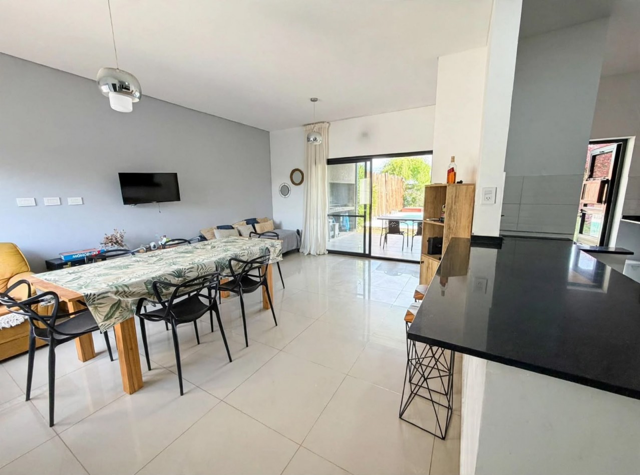  VENTA - CASA EN ALVAREZ