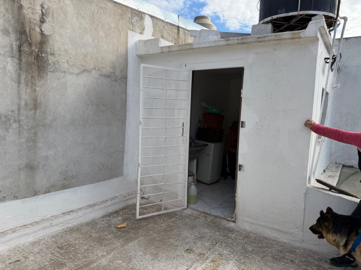 Casa en Esquina Arijon 1400 - Tiro Suizo-