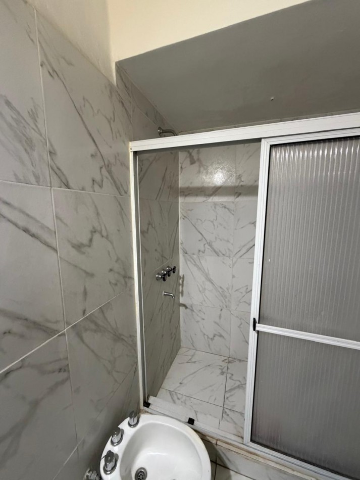 Casa en Esquina Arijon 1400 - Tiro Suizo-