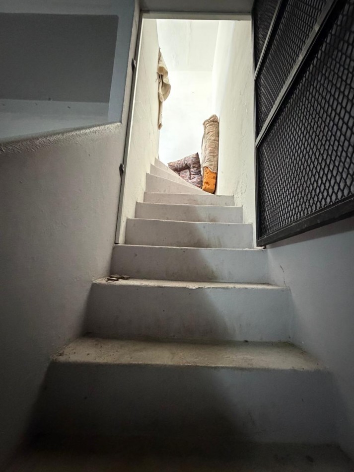Casa en Esquina Arijon 1400 - Tiro Suizo-