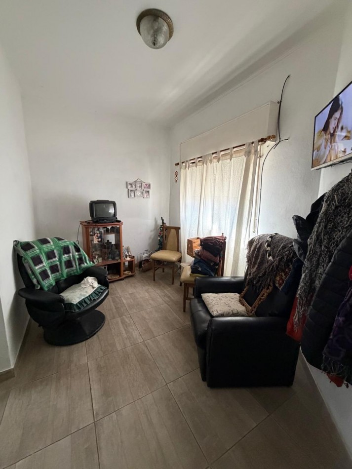 Casa en Esquina Arijon 1400 - Tiro Suizo-