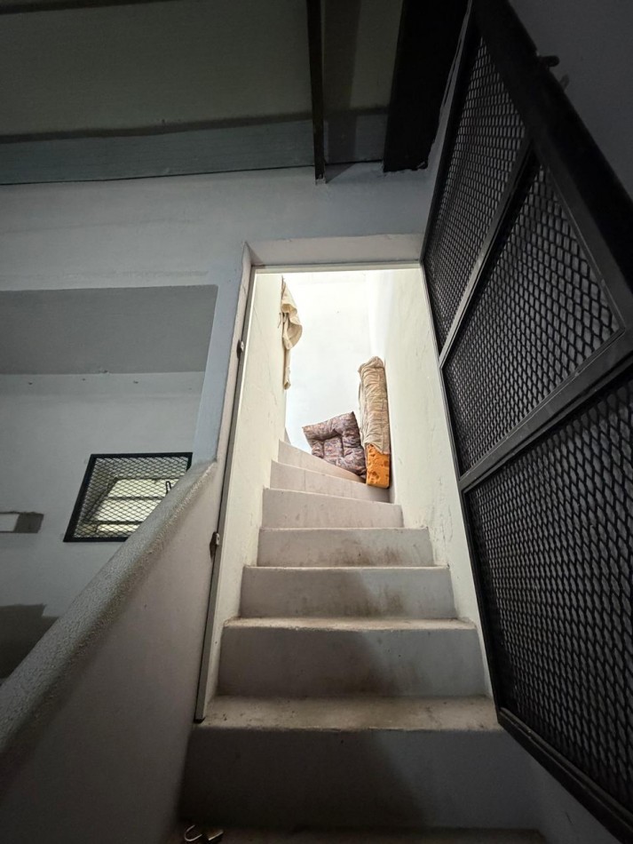 Casa en Esquina Arijon 1400 - Tiro Suizo-