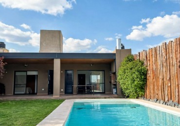  VENTA - CASA EN ALVAREZ